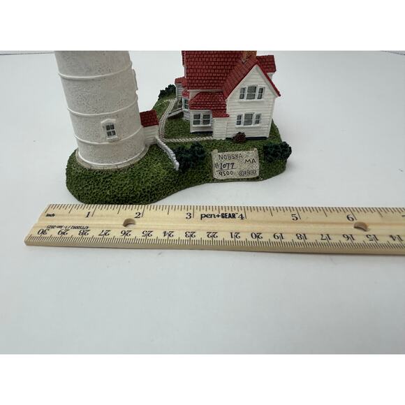 Harbour Lights Nobska Lighthouse HL203 1997 Limited Edition 1077 of 9500 - Picture 8 of 10